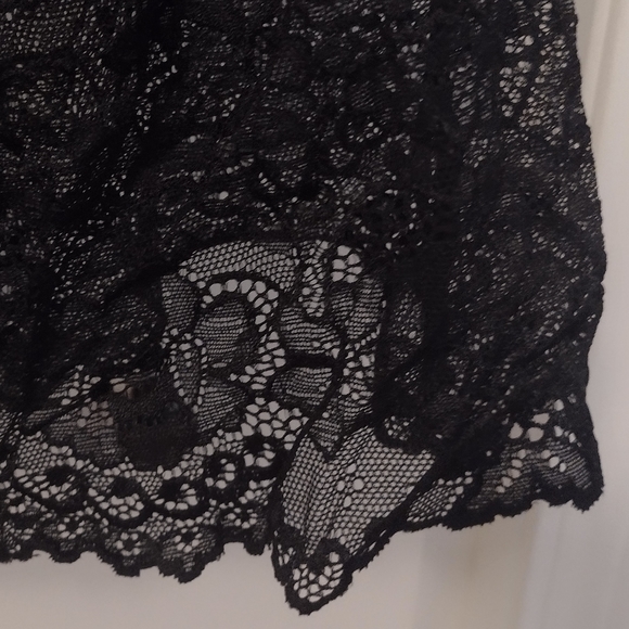 Black lace bustier - Picture 8 of 11